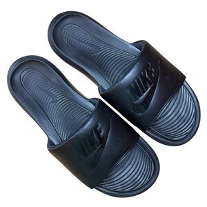 NIKE Black Slide Men’s Sandals - US Size 13 - EUC